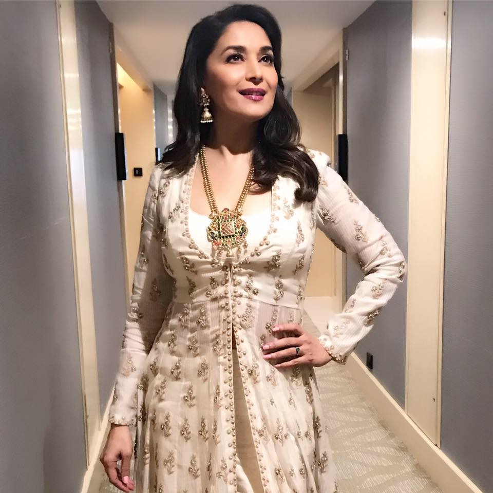 Madhuri Dixit - Nene thanks to her all fans for good wishes and birthday love
